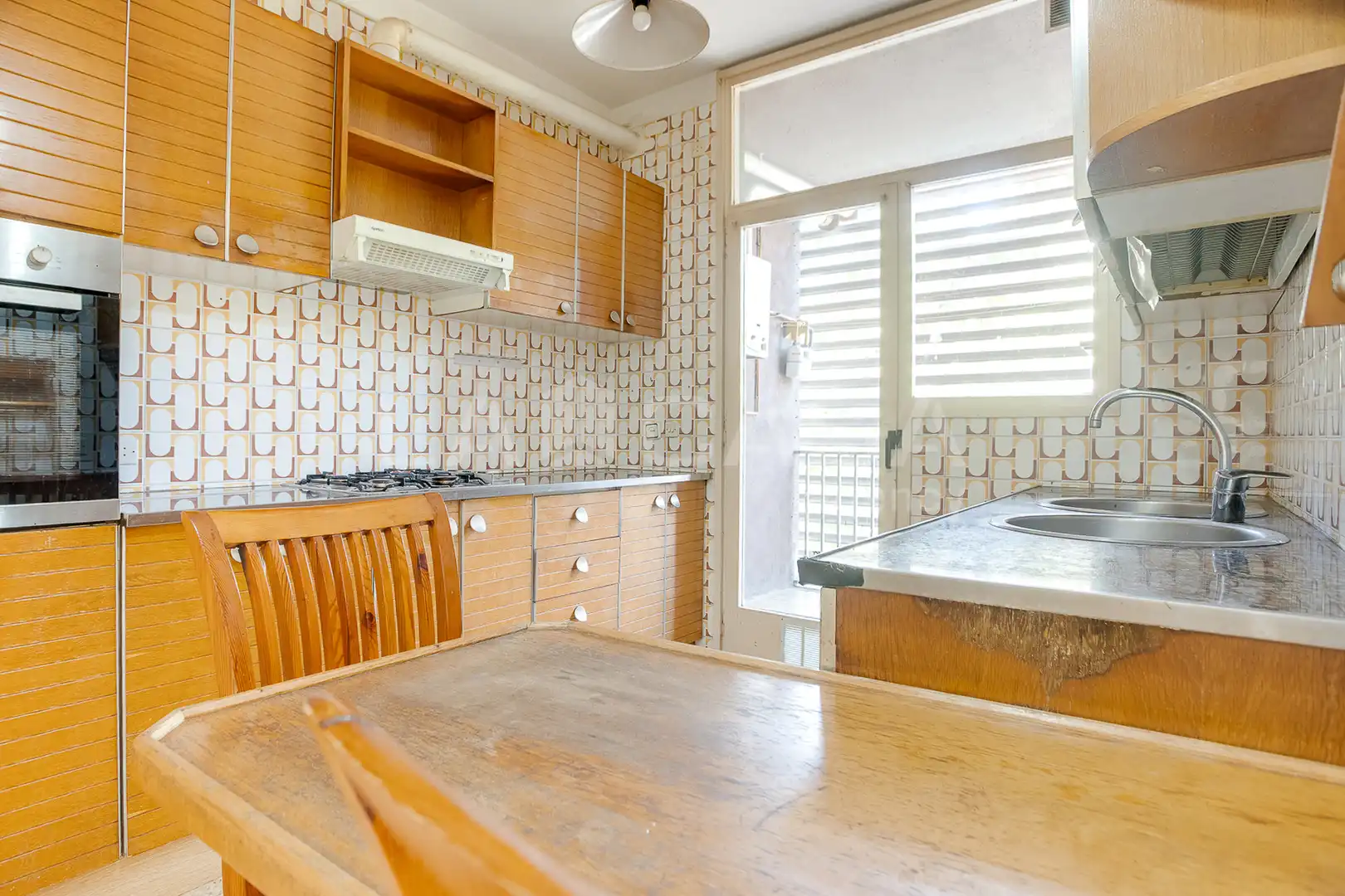Küche von Wohnung zum Verkauf in Barcelona mit Balkon