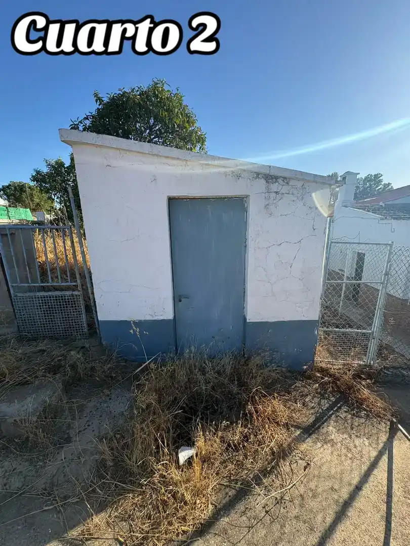 Vista exterior de Casa adosada en venda en La Zarza - Perrunal