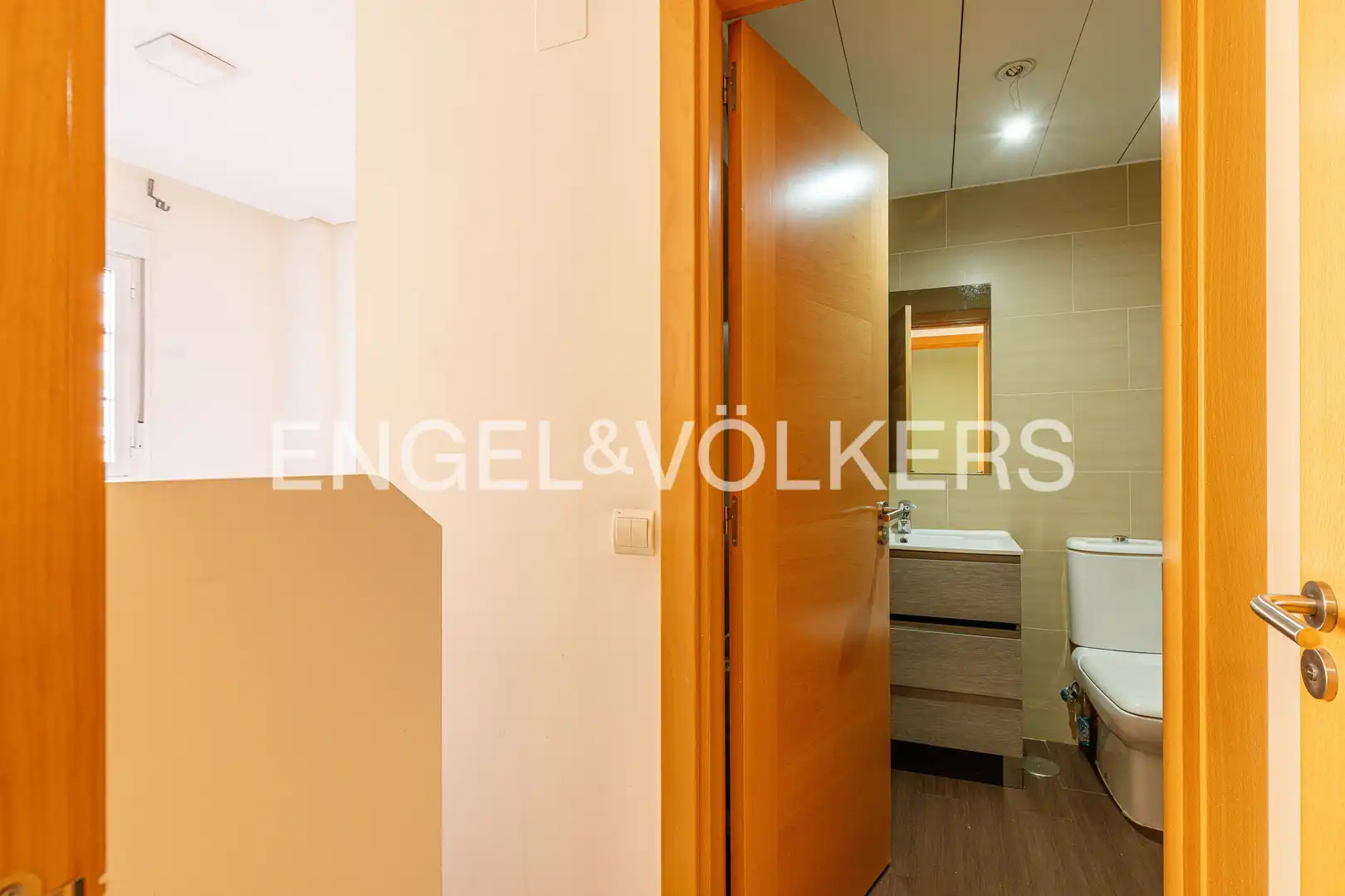Piso en venta en Coslada con Aire acondicionado, Calefacción y Parquet