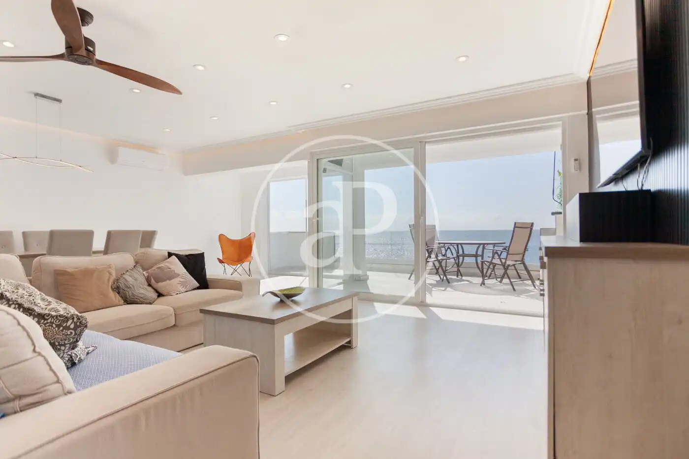 Wohnzimmer von Wohnung zum Verkauf in Benidorm mit Klimaanlage, Heizung und Terrasse