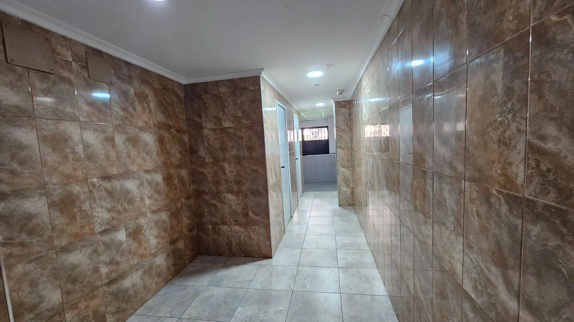 Baño de Piso en venta en Valencia con Aire acondicionado y Terraza