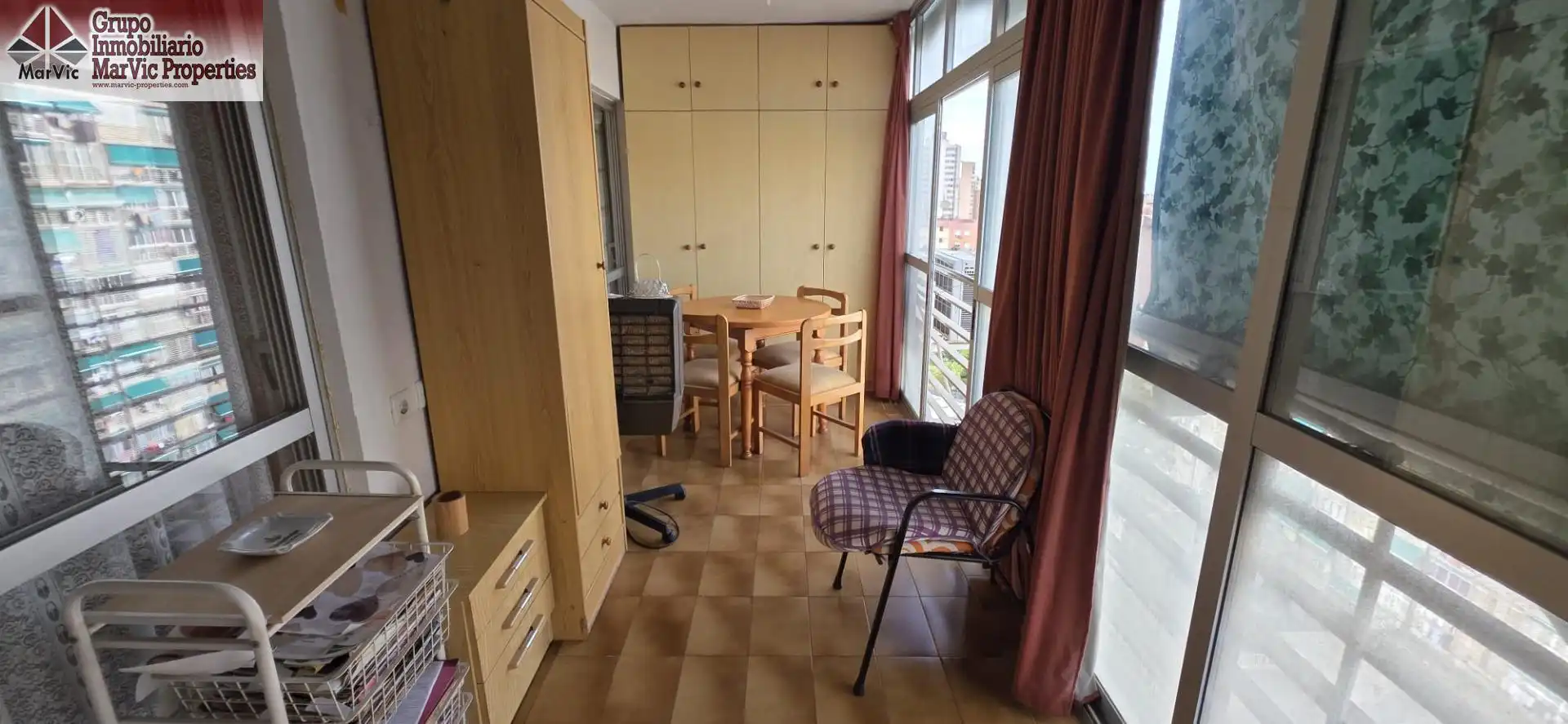 Sala de estar de Apartamento en venta en Benidorm con Aire acondicionado, Jardín privado y Amueblado