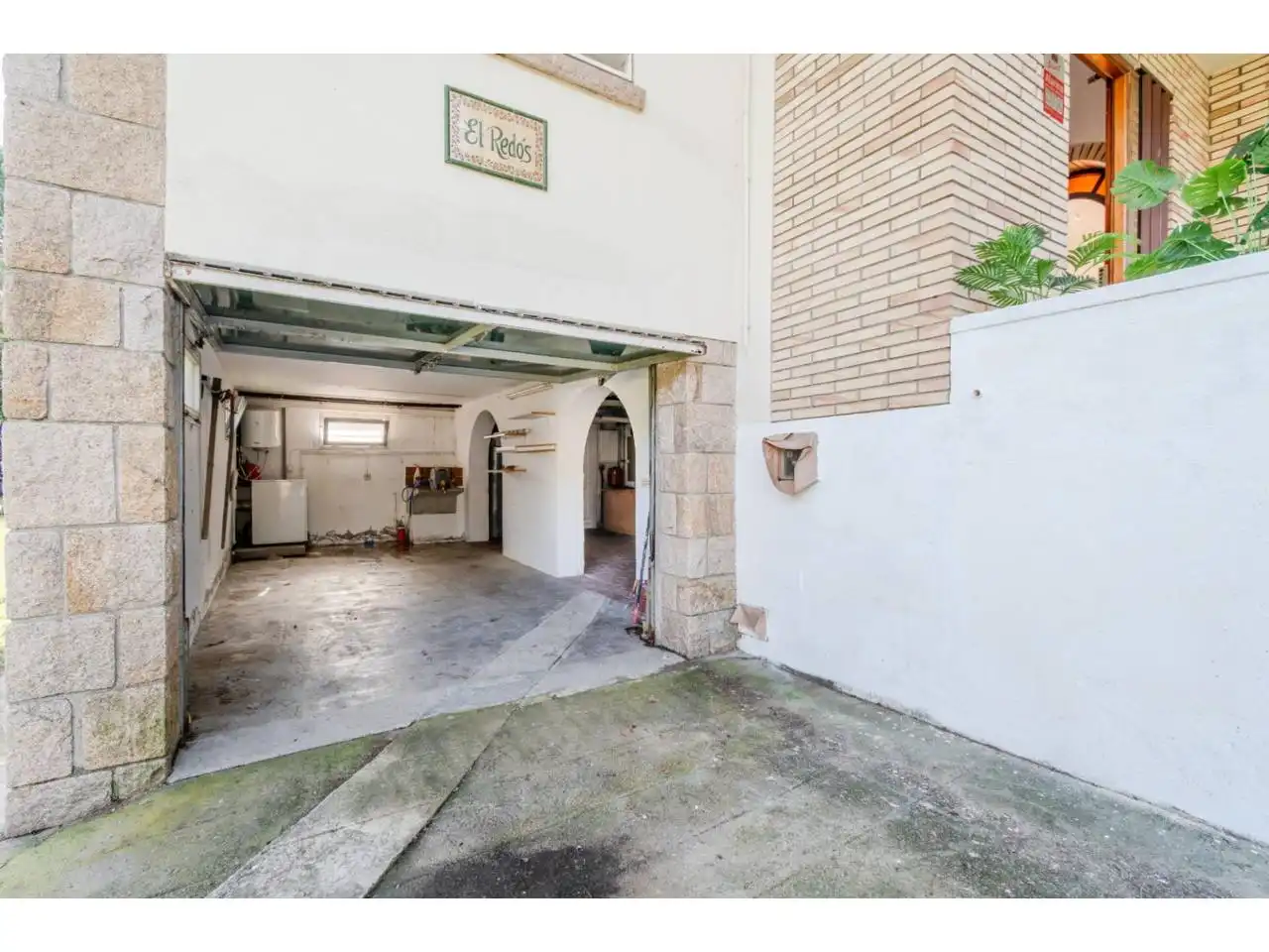 Houses for sale in Avenida de Can Bells, Vilobí d'Onyar