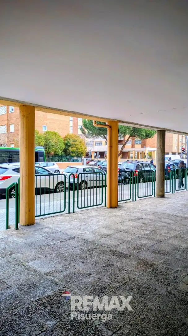 Parking of Flat for sale in Valladolid  with Heating