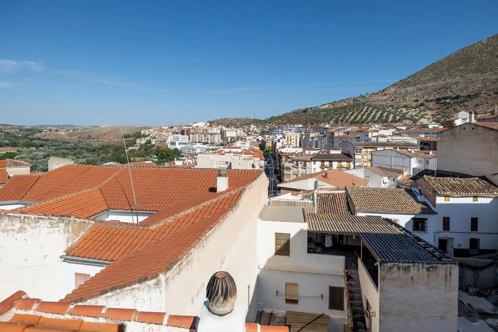 Vista exterior de Casa adosada en venda en Loja amb Aire condicionat, Calefacció i Parquet