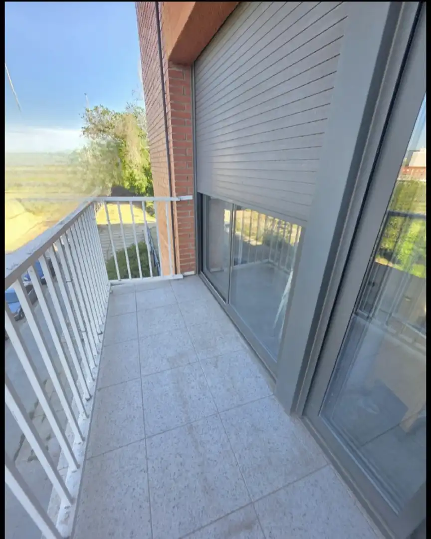 Terrassa de Casa adosada en venda en Santa Coloma de Gramenet amb Aire condicionat, Calefacció i Parquet