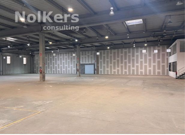 Nau industrial de lloguer en Massanes amb Calefacció i Alarma