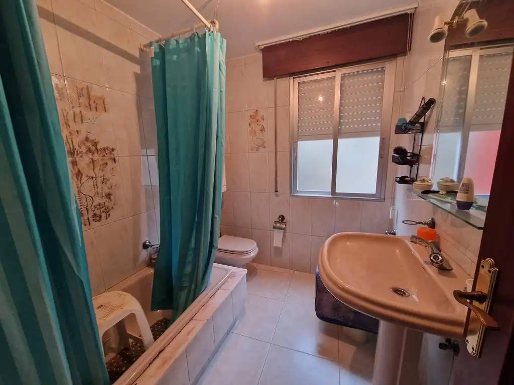 Bathroom of Houses for sale in Rianxo  with Storage room