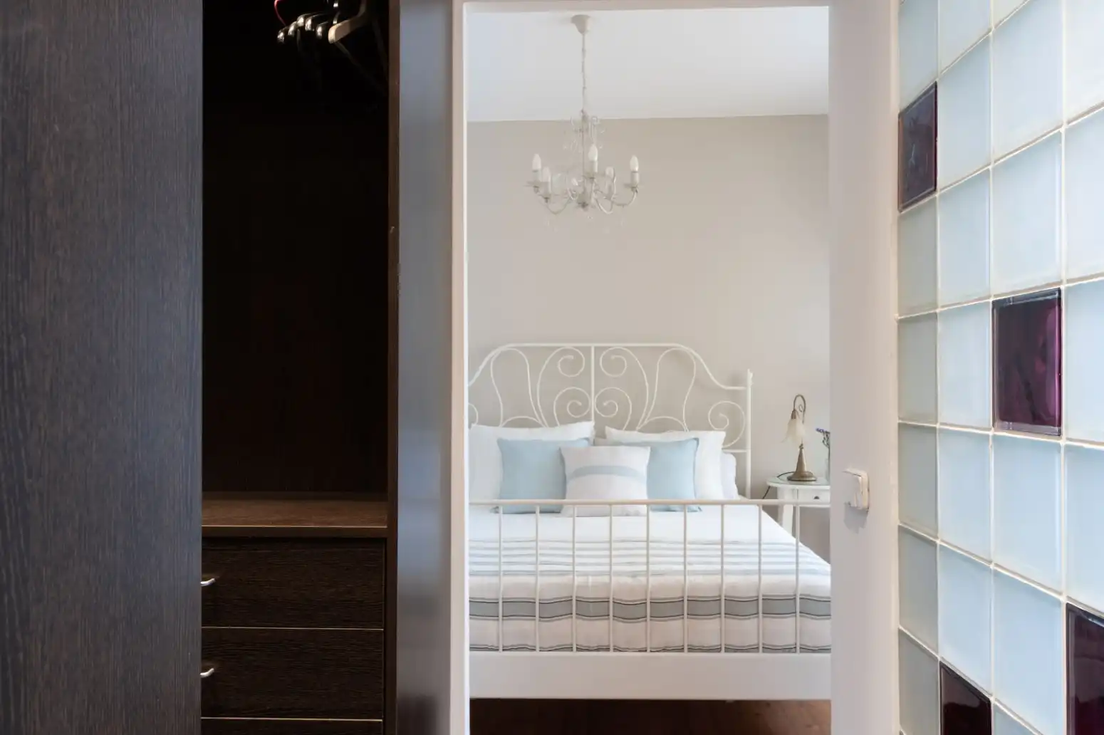 Habitación de Piso en venta en  Logroño con Calefacción y Parquet