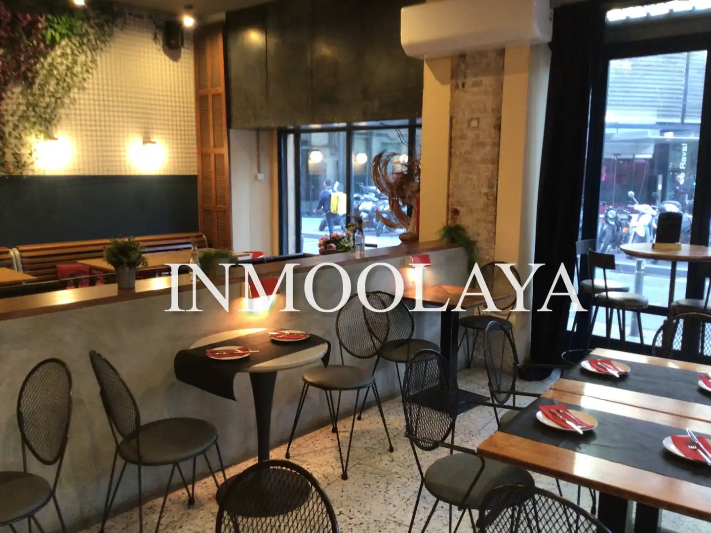 Local comercial en traspaso en Ciutat Vella
