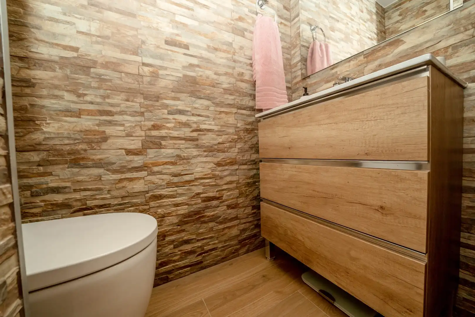 Bathroom of Apartments for rent in Orihuela  with Furnished, Washing machine and Microwave