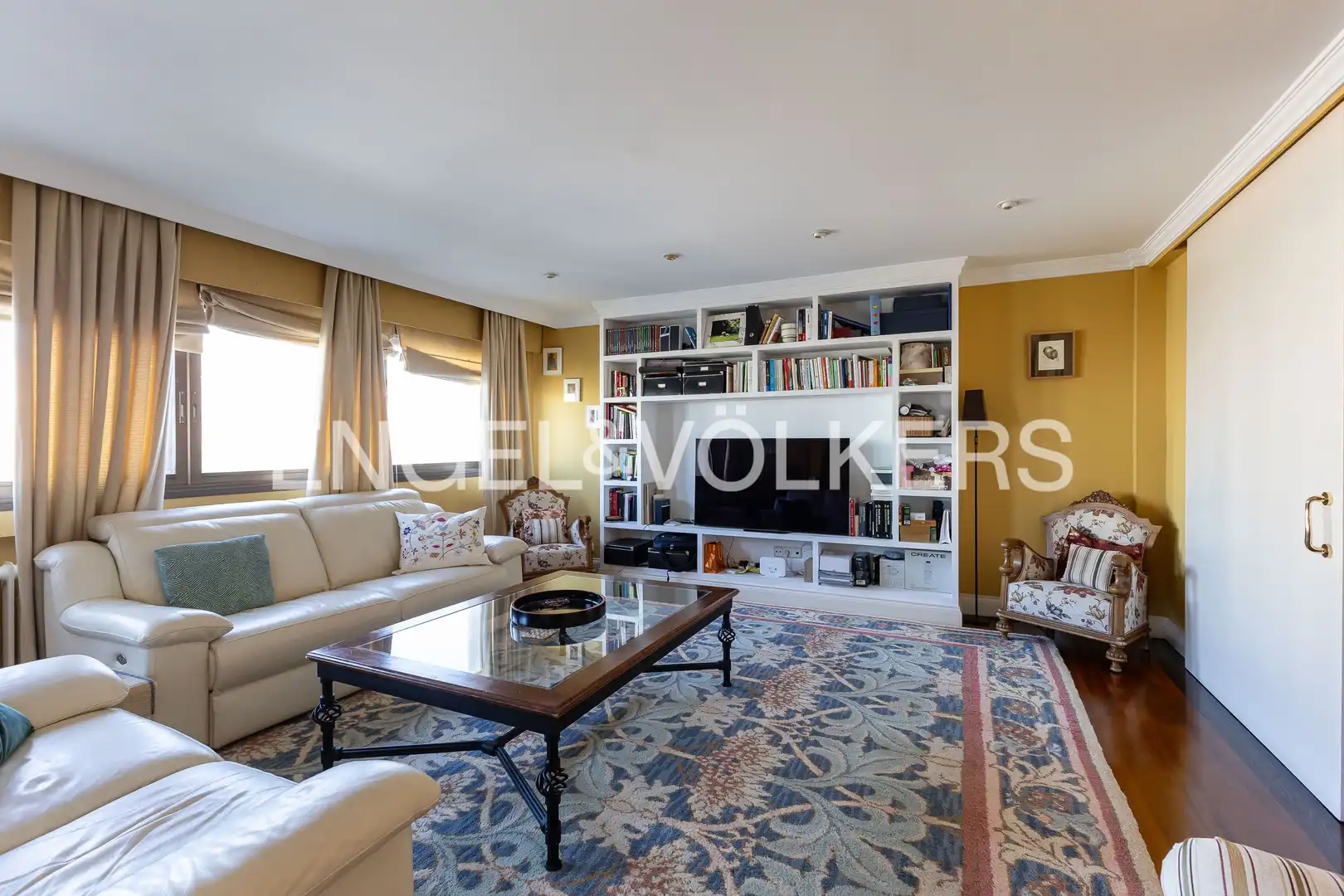 Sala de estar de Piso en venta en  Madrid Capital con Calefacción