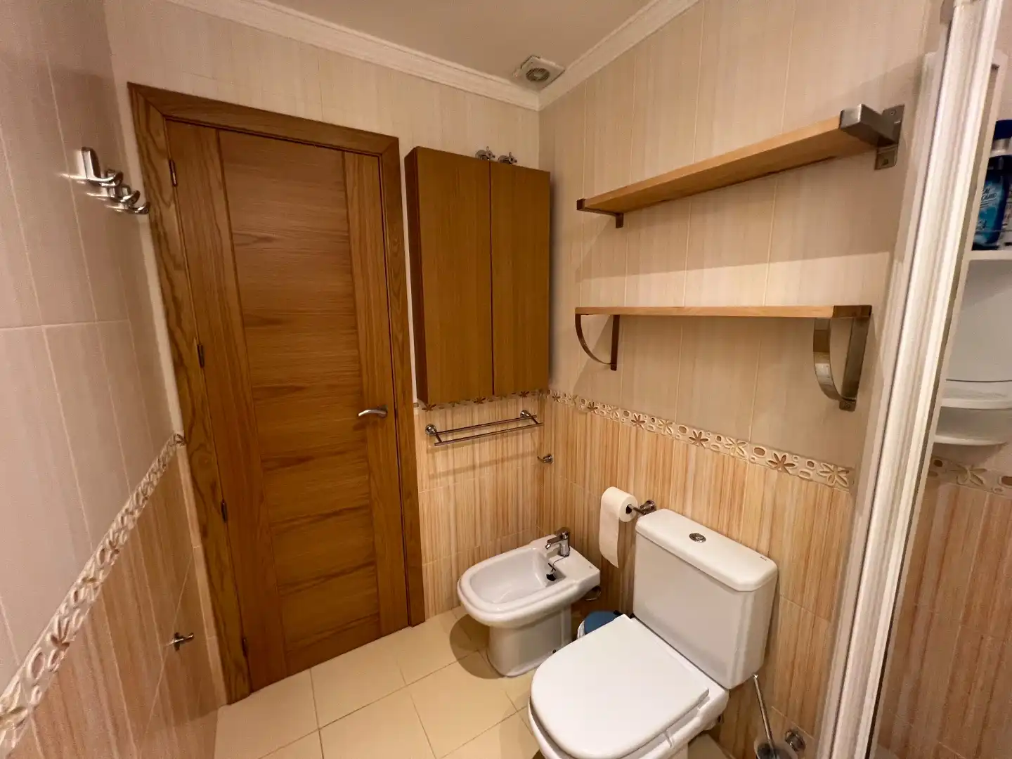 Bathroom of Flat for rent in Marbella  with Air Conditioner, Terrace and Balcony