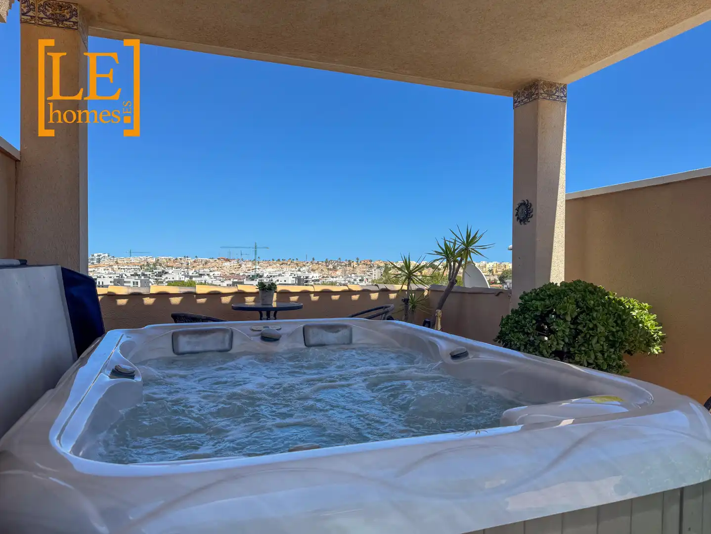 Terrassa de Apartament en venda en Orihuela amb Aire condicionat, Moblat i Forn