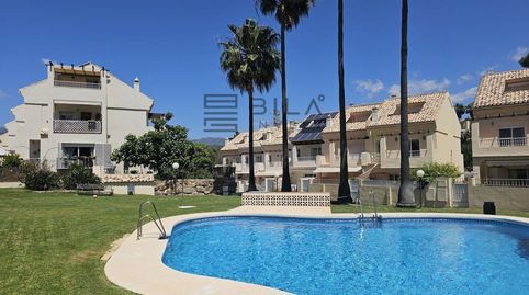 Foto 2 de Casa adosada en venta en Casco Golf, El Rosario - Ricmar, Marbella