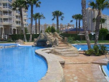 Apartament amb piscina de lloguer a Carrer de la Figuera 1
