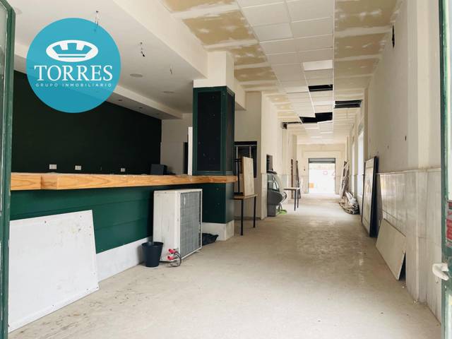 Local comercial en Venta en Calle La Serna en Perchel Sur - Plaza de Toros Vieja