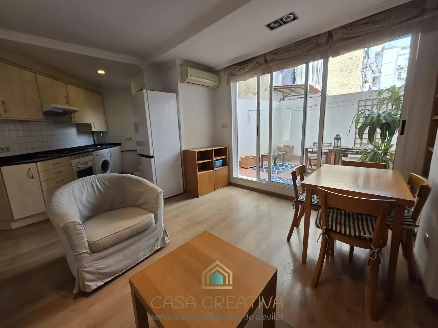 Sala de estar de Piso de alquiler en Valencia con Aire acondicionado, Calefacción y Amueblado