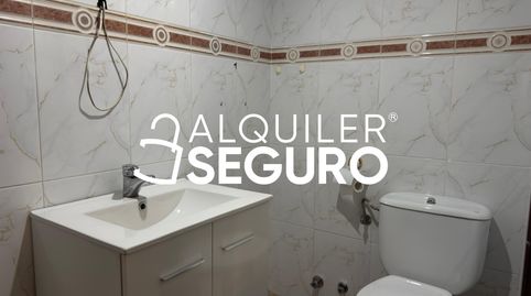 Foto 4 de Piso de alquiler en Roger de Flor, La Bozada – Parque Delicias, Zaragoza Capital