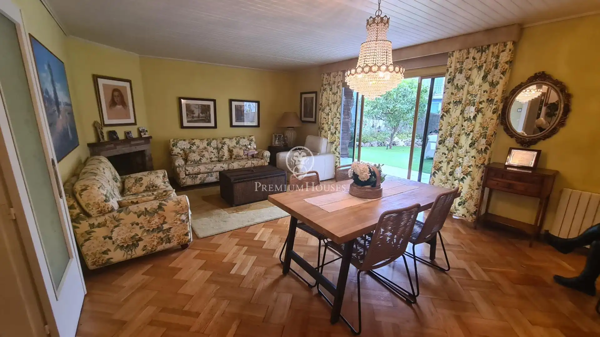 Sala de estar de Planta baja en venta en Barcelona con Calefacción y Terraza