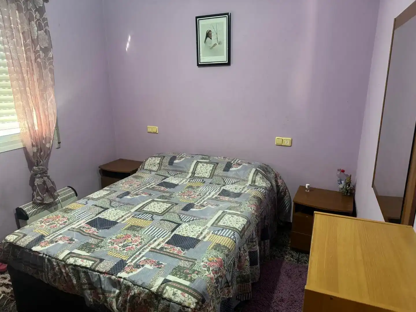 Dormitori de Casa adosada en venda en As Nogais  amb Jardí privat, Traster i Moblat
