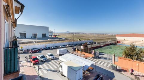 Foto 2 de Piso en venta en  Leon, 21, Las Tres Cruces, Armilla