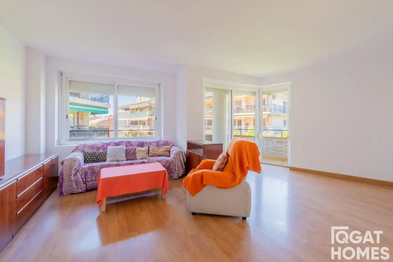 Flat for rent in torrent de la bomba, Centre - Estació