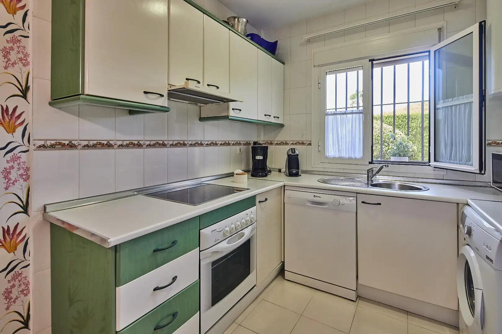 Adosado con piscina en venta en Novo Sancti Petri, imagen 12