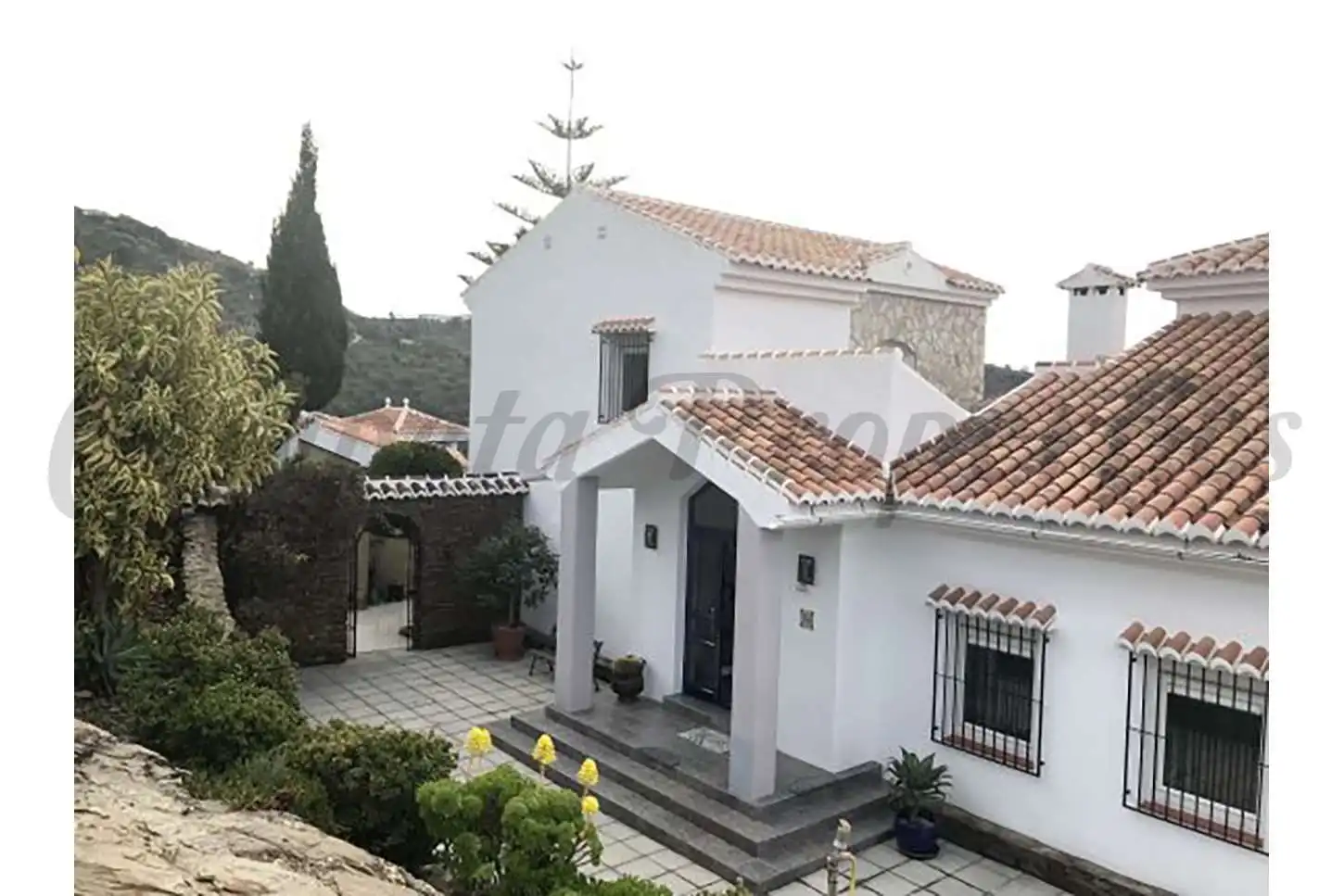 Casa con piscina en venta en Sayalonga, imagen 3