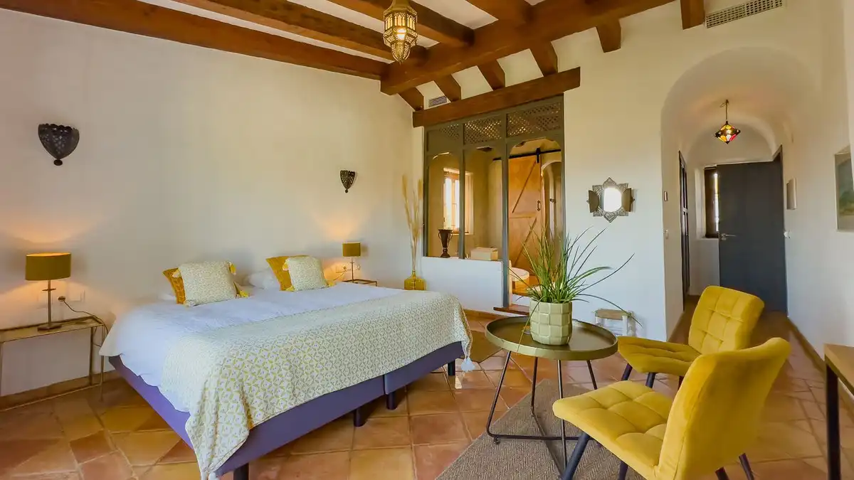 Dormitori de Finca rústica en venda en Villanueva de la Concepción amb Aire condicionat, Jardí privat i Terrassa
