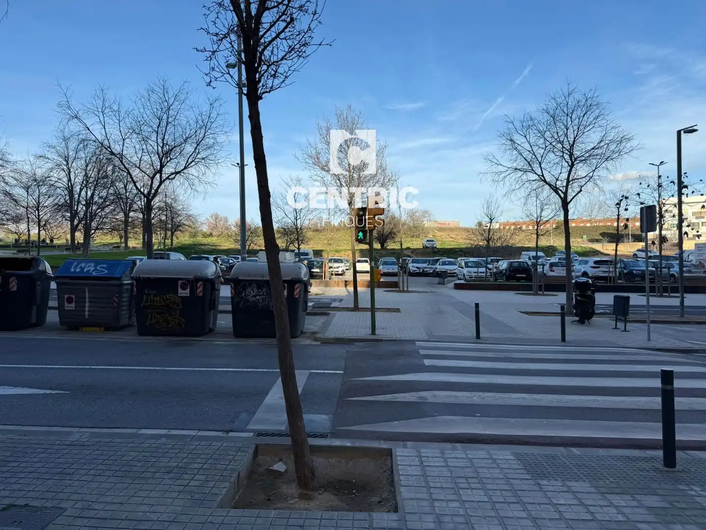 Aparcament de Local de lloguer en Sabadell