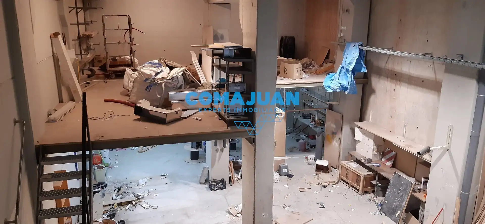 Nave industrial de alquiler en Badalona