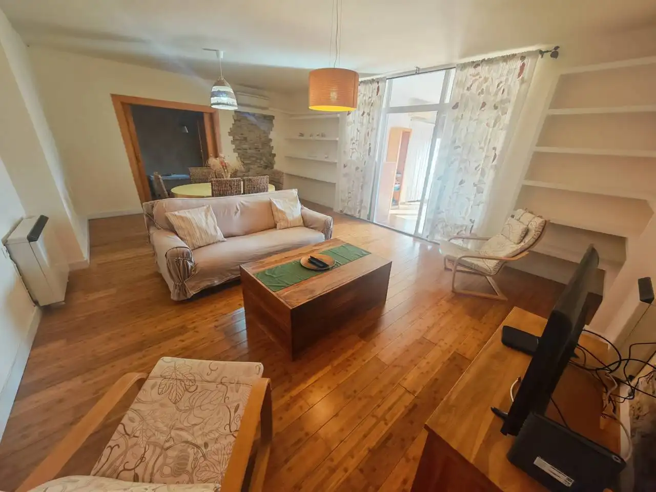 Sala de estar de Piso en venta en Huétor Tájar con Aire acondicionado, Calefacción y Parquet