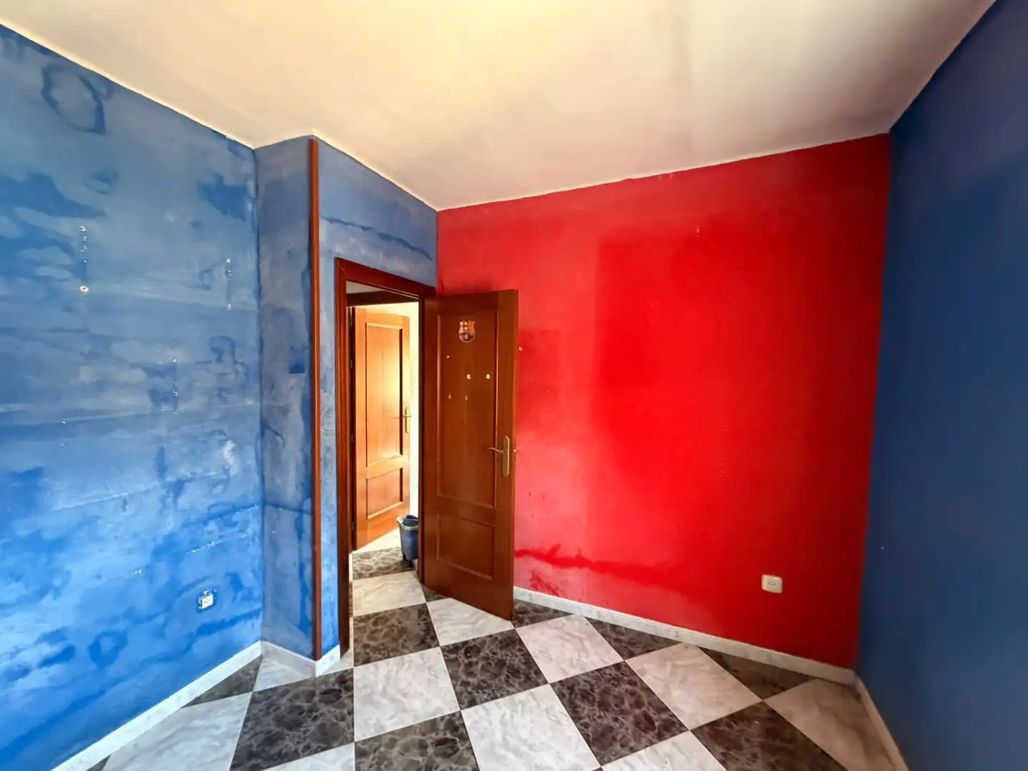 Bedroom of Flat for sale in Linarejos