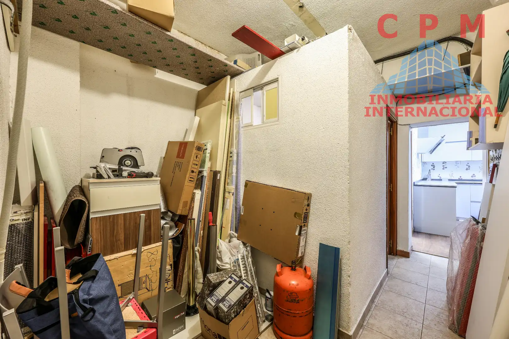 Local de lloguer en Madrid amb Aire condicionat, Calefacció i Parquet