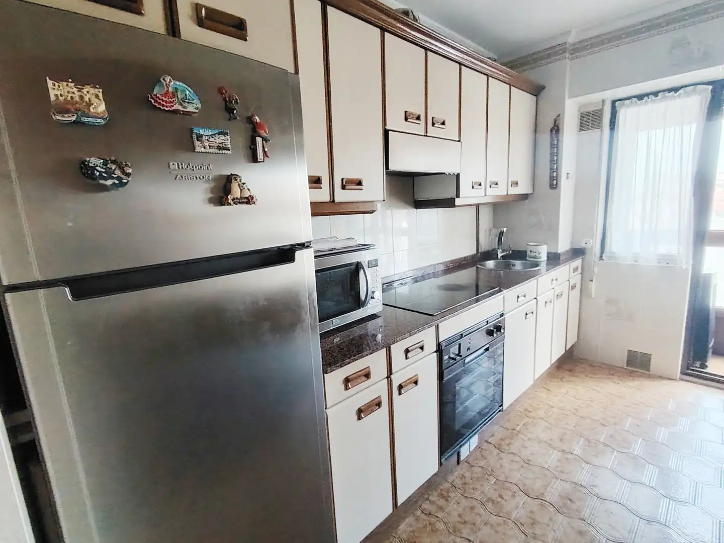Kitchen of Flat for sale in Gijón   with Heating, Parquet flooring and Storage room