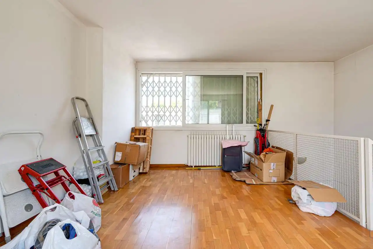 Detached homes for sale in Barcelona  with Air Conditioner, Heating and Terrace