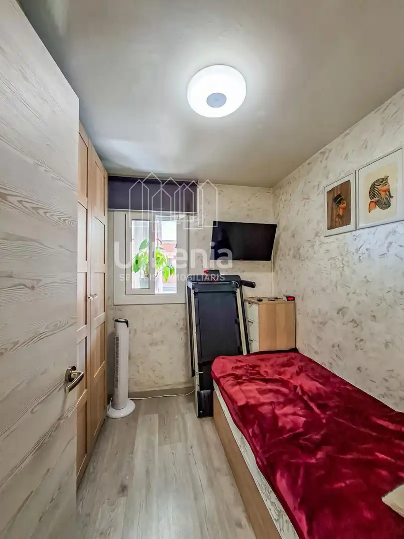 Schlafzimmer von Wohnung zum Verkauf in Mataró mit Klimaanlage, Heizung und Terrasse
