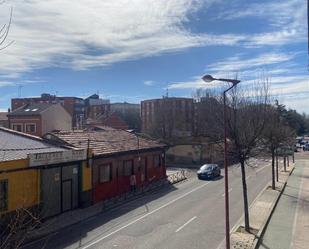 Vista exterior de Pis en venda en Valladolid Capital amb Terrassa