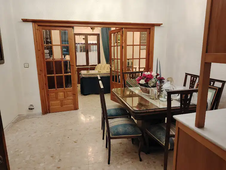Menjador de Casa o xalet en venda en Linares amb Aire condicionat, Calefacció i Terrassa