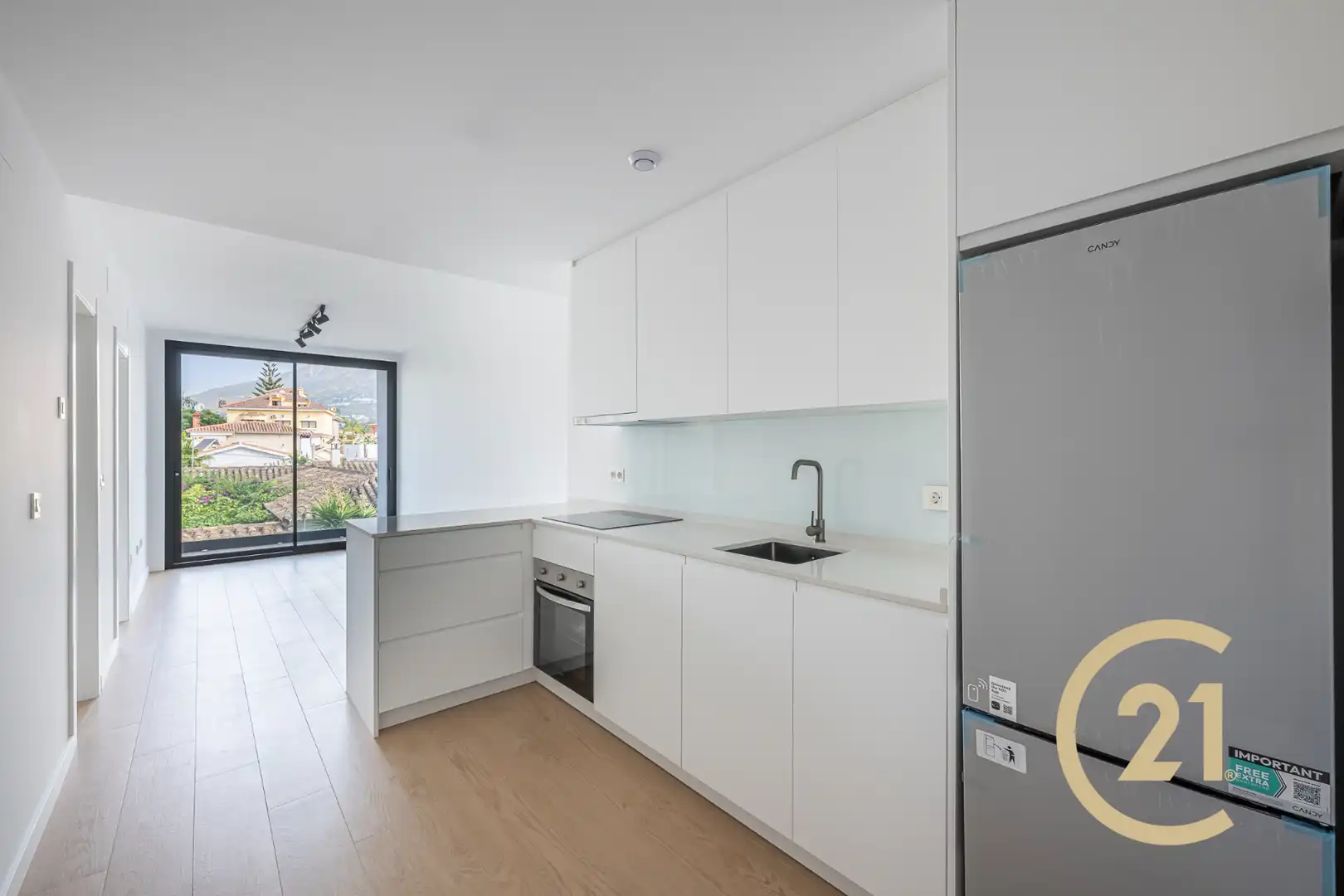 Cuina de Apartament en venda en Fuengirola amb Balcó