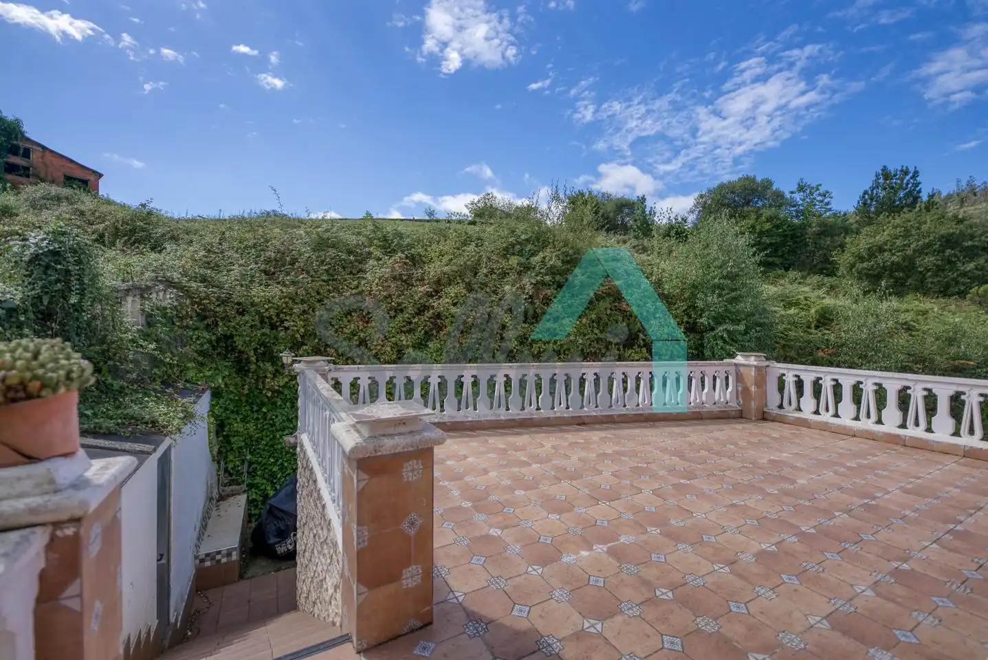 Terrace of Houses for sale in Coaña  with Heating, Terrace and Furnished