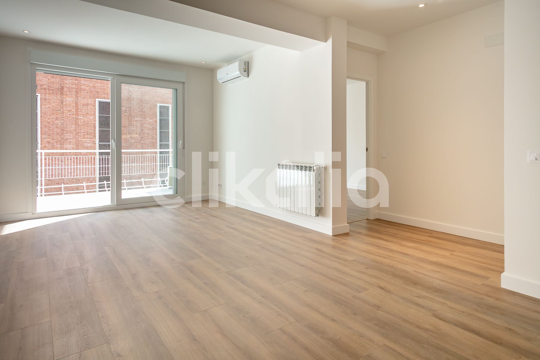 Bedroom of Flat for sale in  Madrid Capital  with Air Conditioner, Heating and Terrace