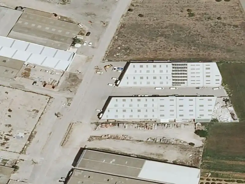 Vista exterior de Nau industrial en venda en Silla