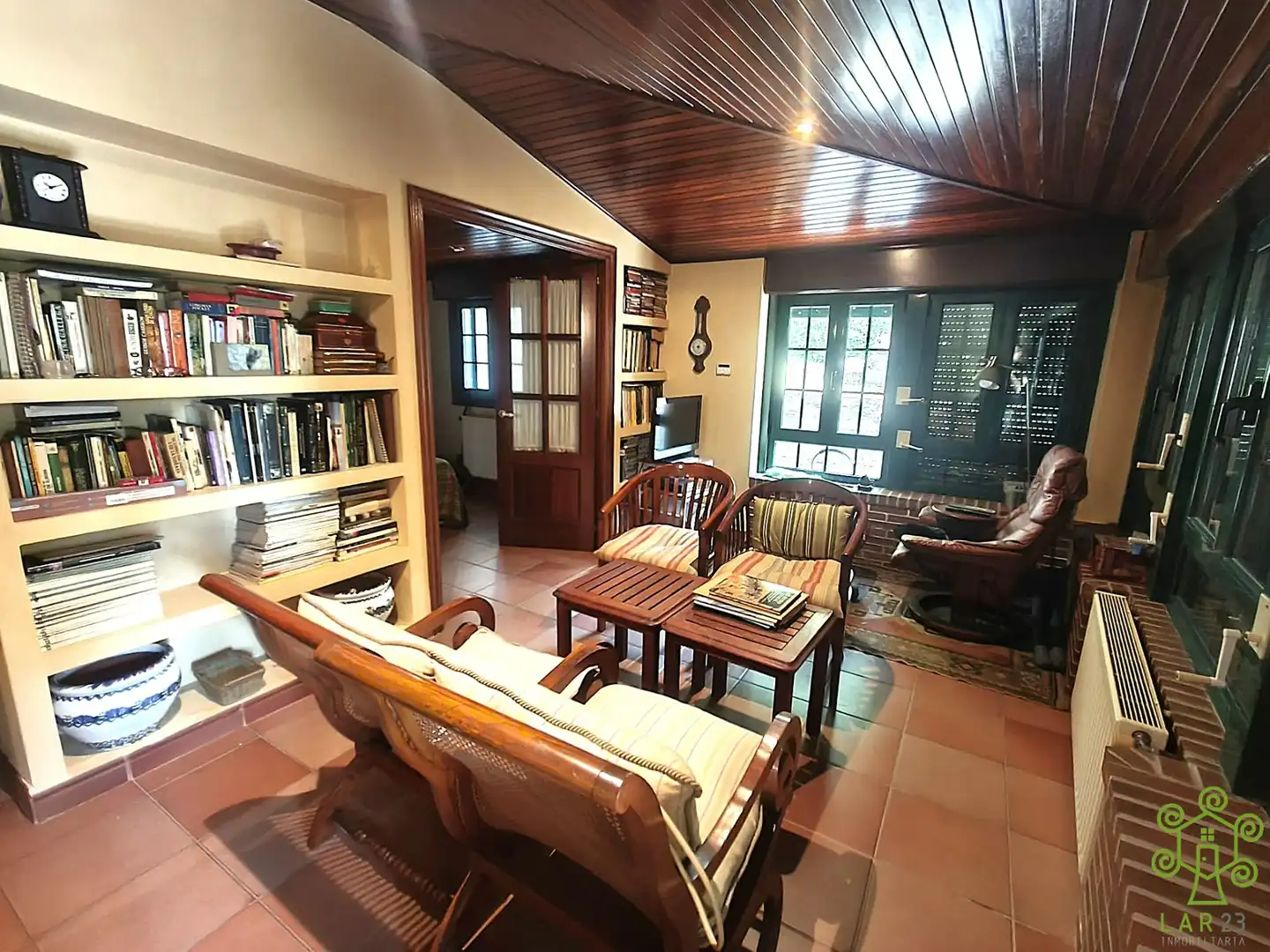 Sala d'estar de Casa o xalet en venda en Abegondo amb Calefacció, Jardí privat i Piscina