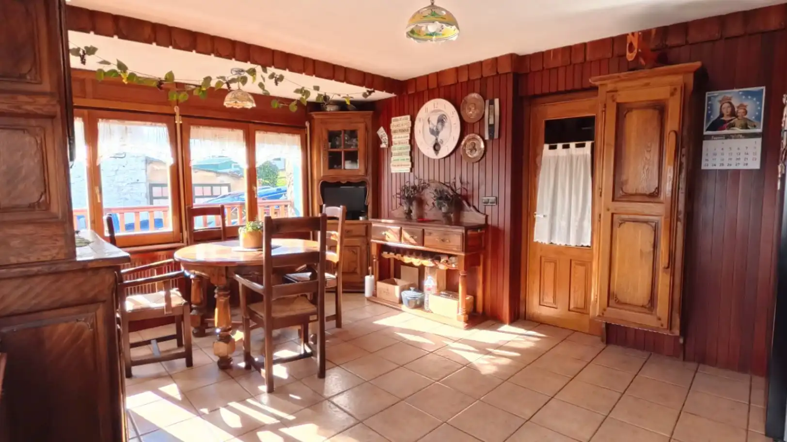 Comedor de Casa o chalet en venta en Hermandad de Campoo de Suso con Terraza, Piscina y Amueblado