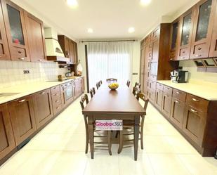 Cuina de Casa o xalet en venda en Riudoms amb Aire condicionat, Calefacció i Terrassa
