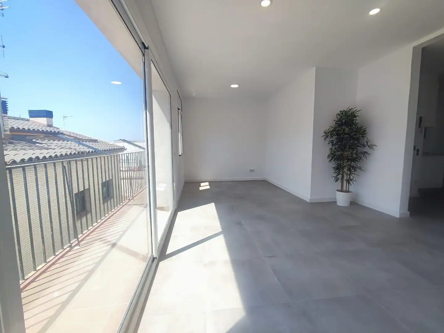 Penthouse mit Terrasse zum Verkauf in Calella, imagen 3
