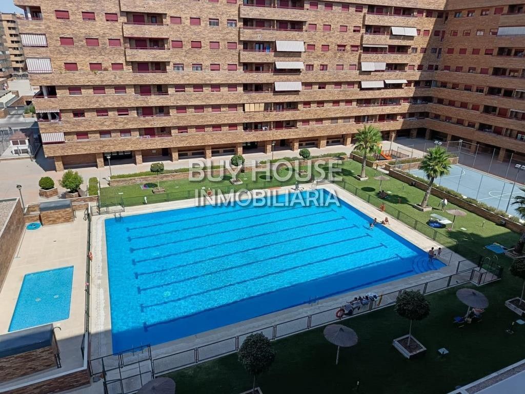 Swimming pool of Flat for sale in Seseña