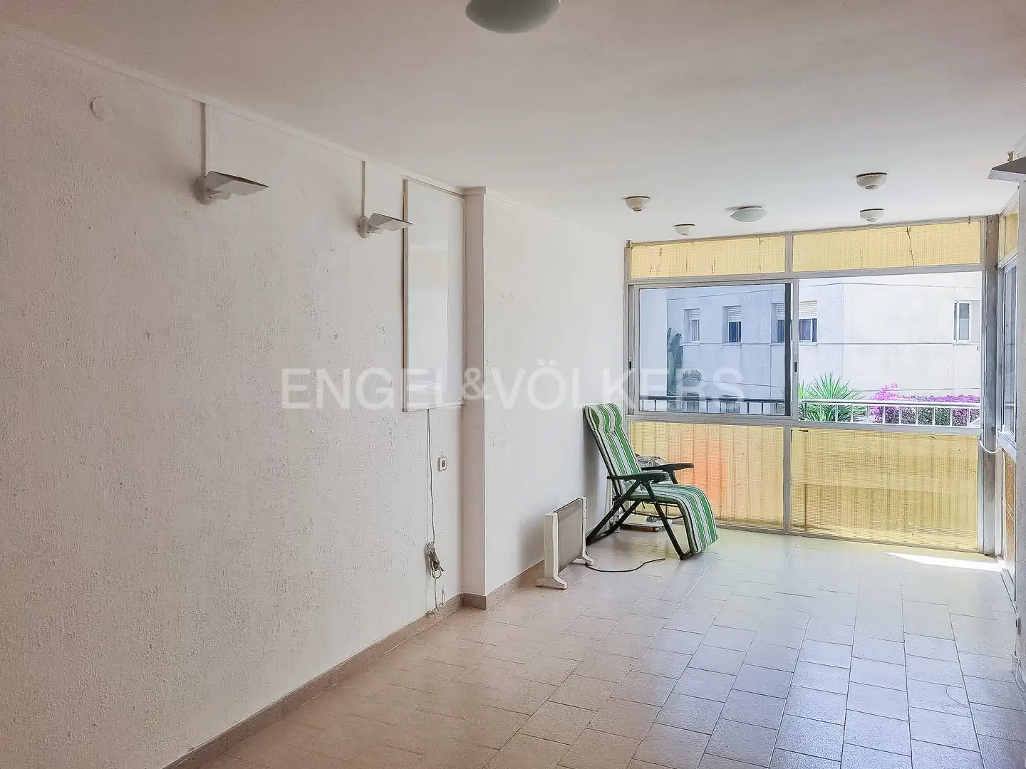 Flat with lift for sale in Marítim